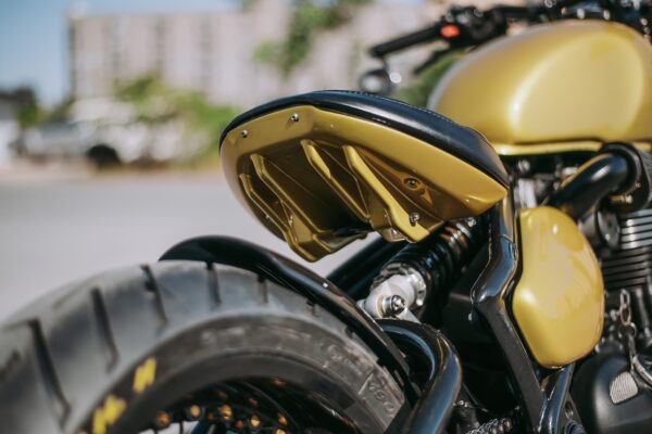 Bella diffuser for Triumph bobber - Image 6